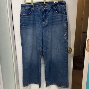 American Eagle Outfitters strigid